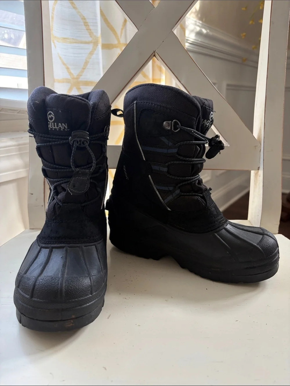 Magellan Outdoors Black Kids Insulated Winter Boots